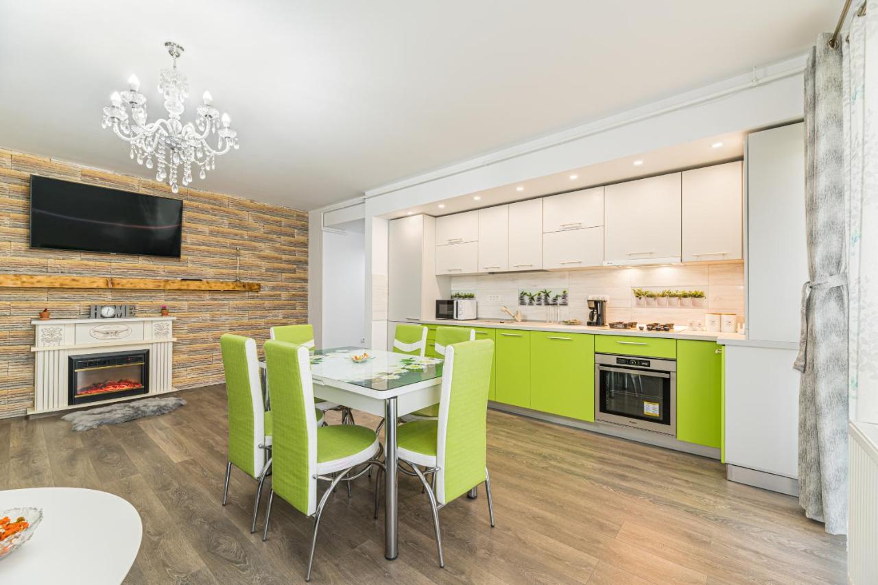 Apartament 2 Camere Narcis Braşov Esterno foto