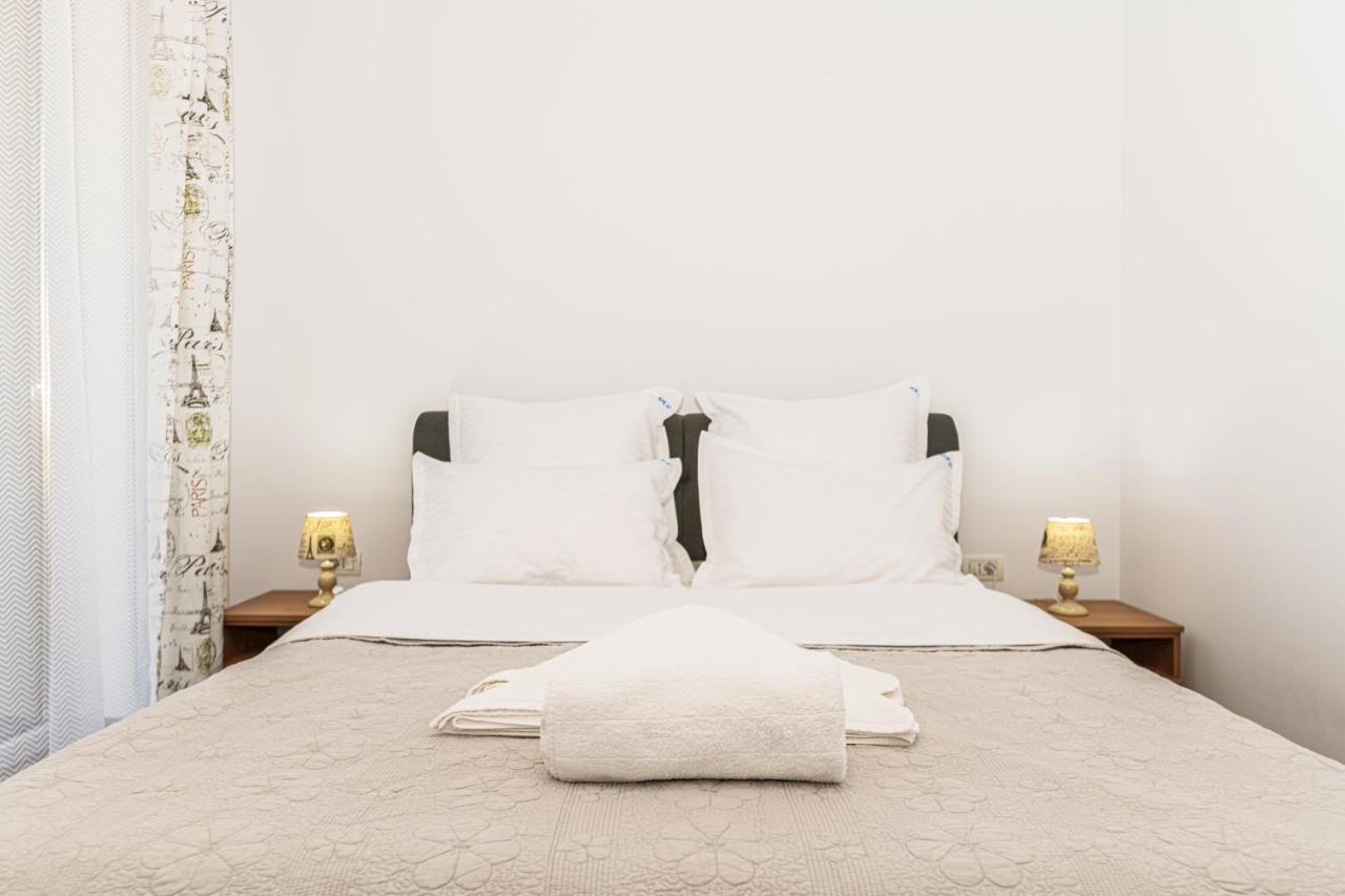 Apartament 2 Camere Narcis Braşov Esterno foto