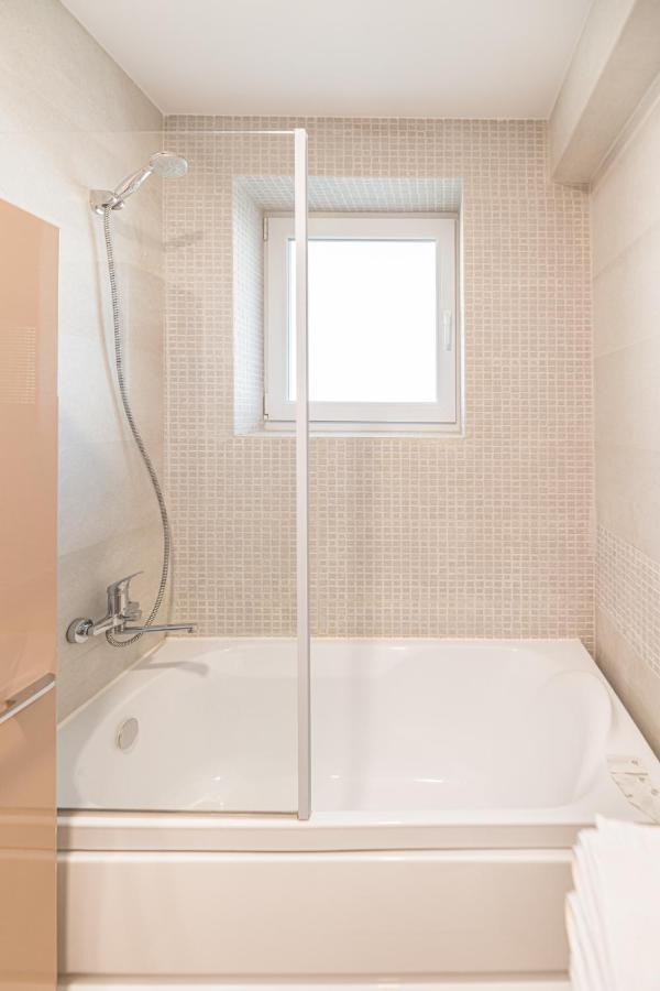 Apartament 2 Camere Narcis Braşov Esterno foto